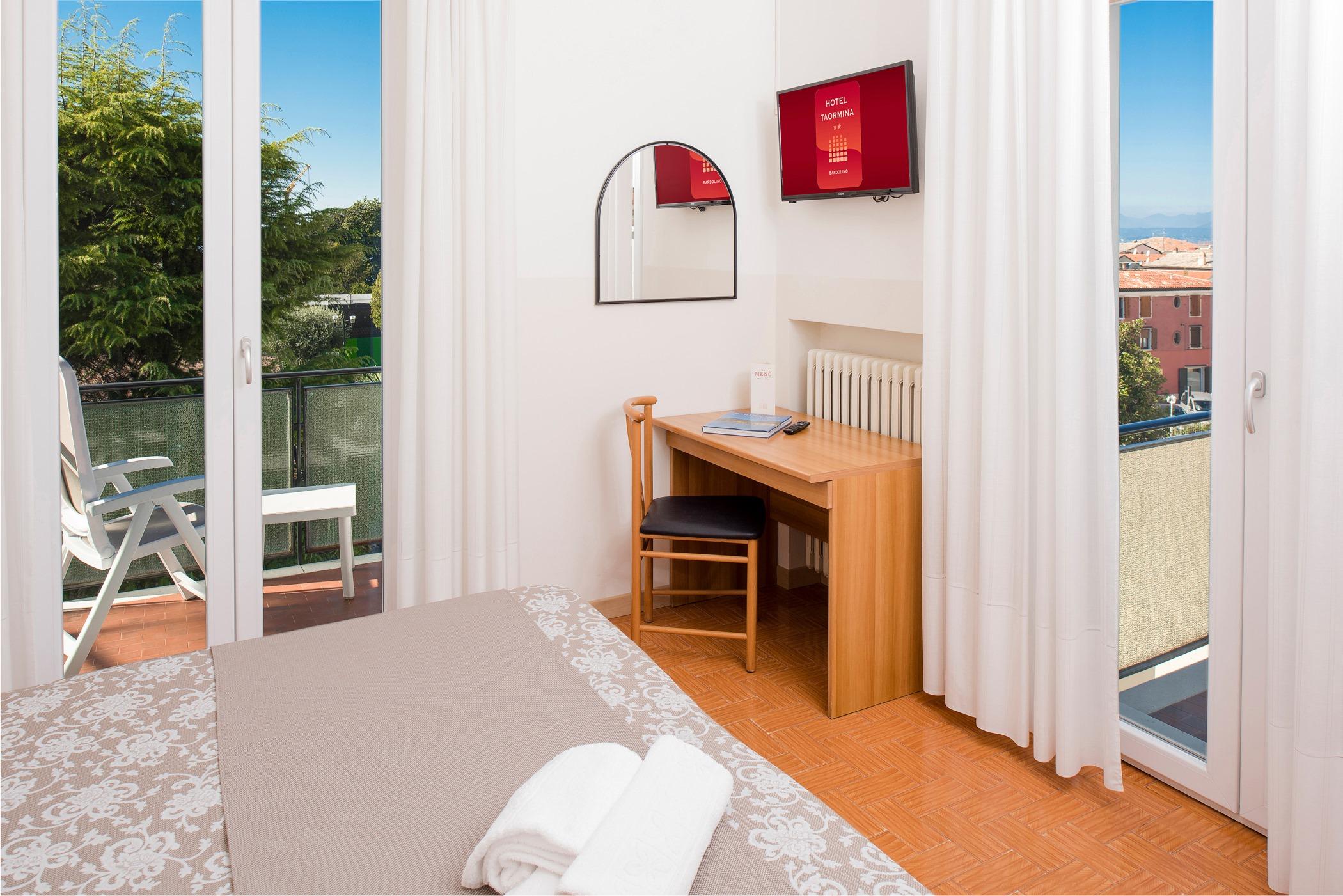 Hotel Taormina Bardolino Ngoại thất bức ảnh