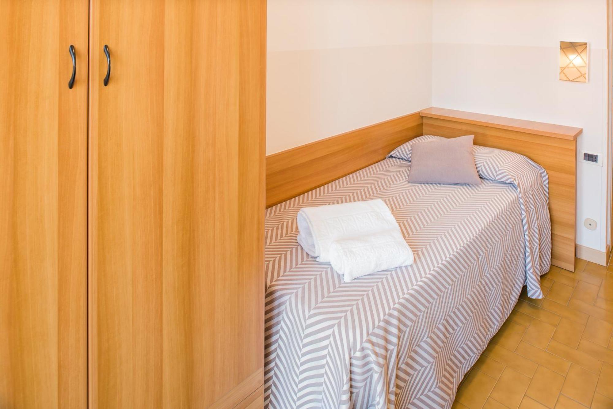 Hotel Taormina Bardolino Ngoại thất bức ảnh