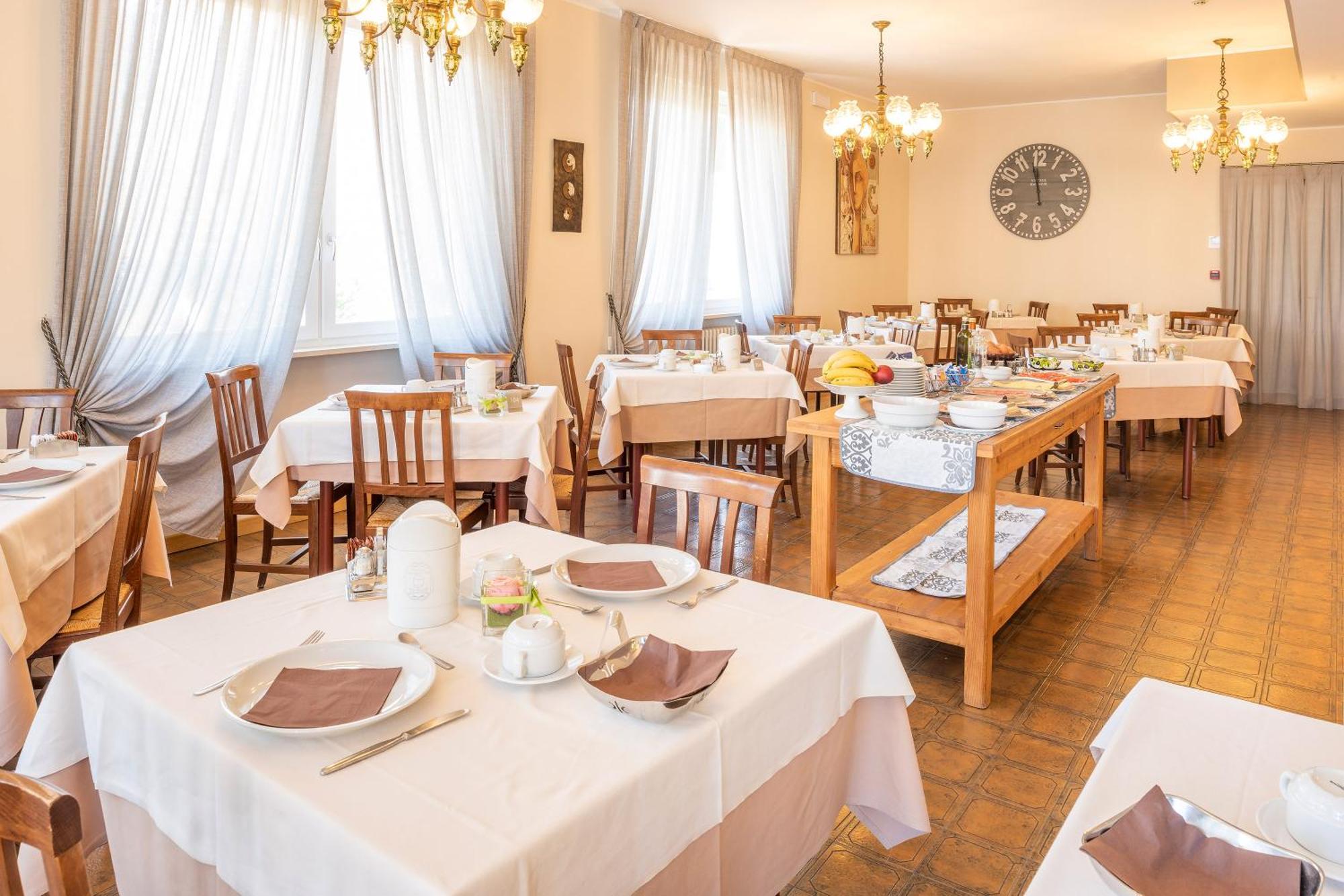 Hotel Taormina Bardolino Ngoại thất bức ảnh