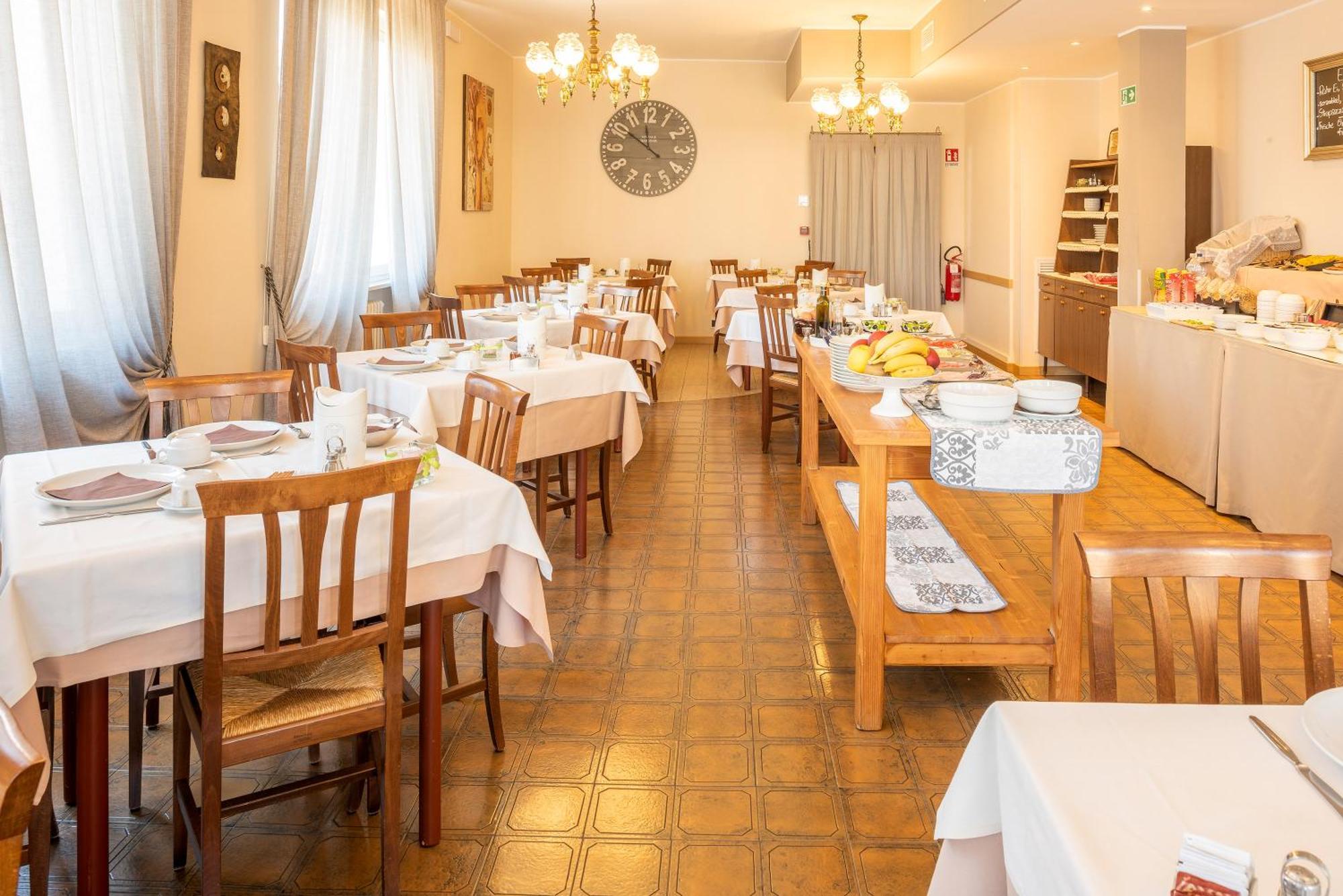 Hotel Taormina Bardolino Ngoại thất bức ảnh