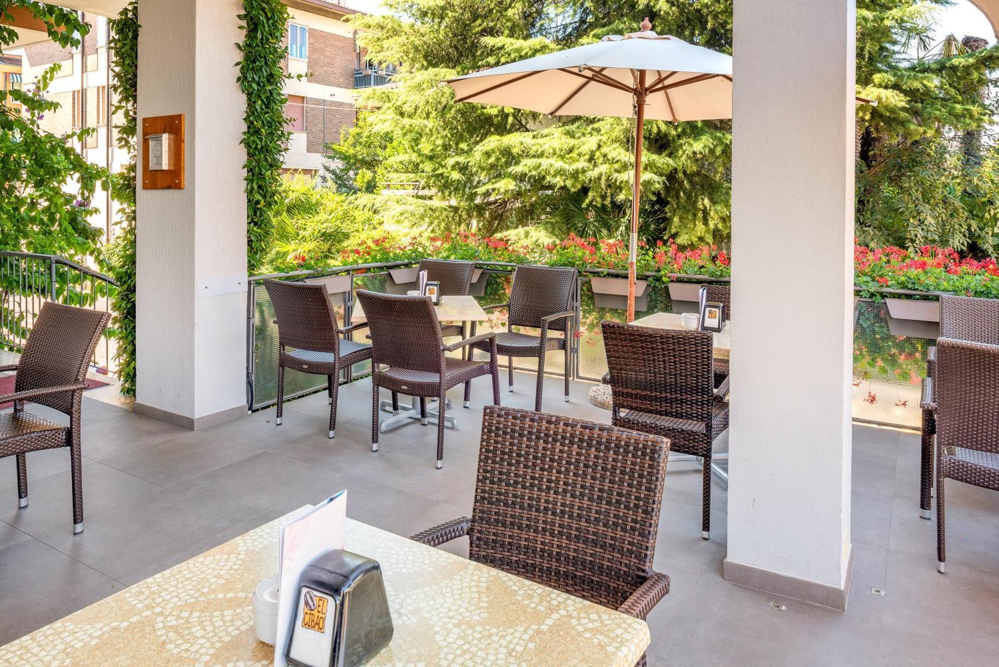 Hotel Taormina Bardolino Ngoại thất bức ảnh