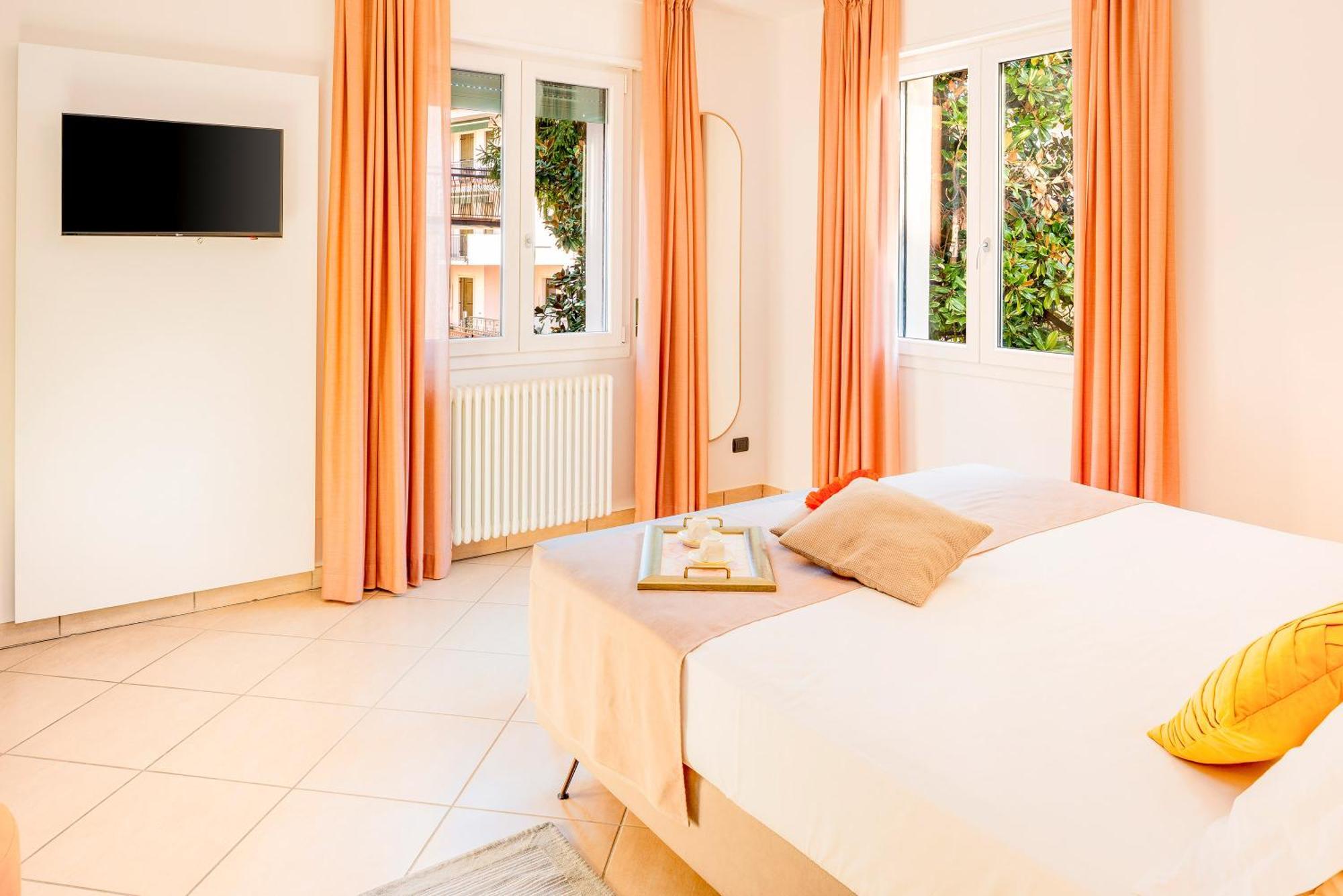 Hotel Taormina Bardolino Ngoại thất bức ảnh